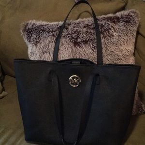 Michael Kors Black Bucket Bag